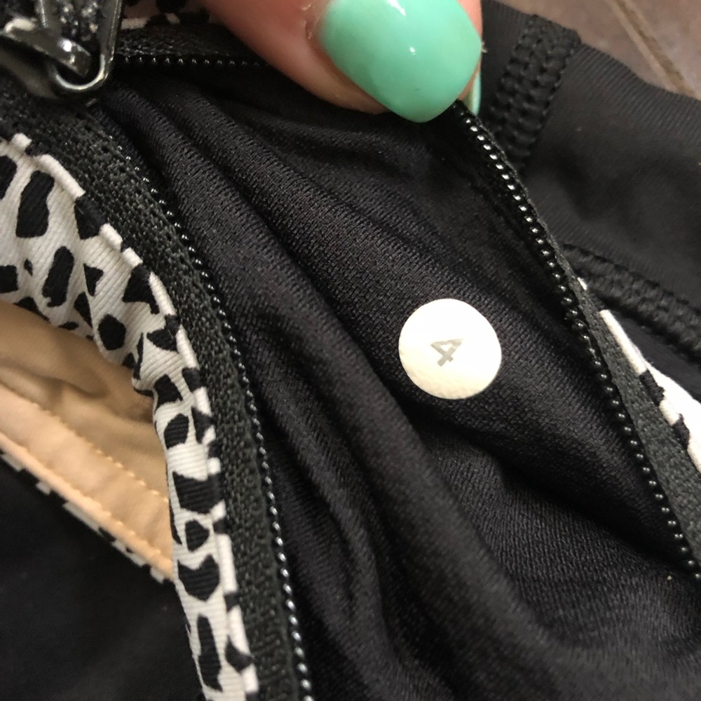 Lululemon Pace Rival Crops - Picture 3 of 3